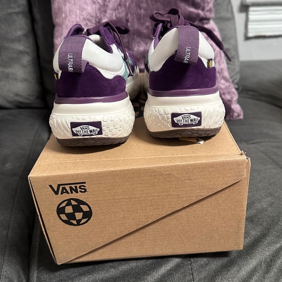 Vans ultrarange neo VR3 shoes, women’s 7.5 in the color marshmallow/multi - Picture 5 of 8